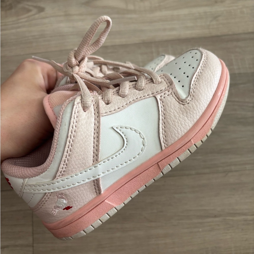 Nike Youth Kids baby Pink and White Leather Sneakers